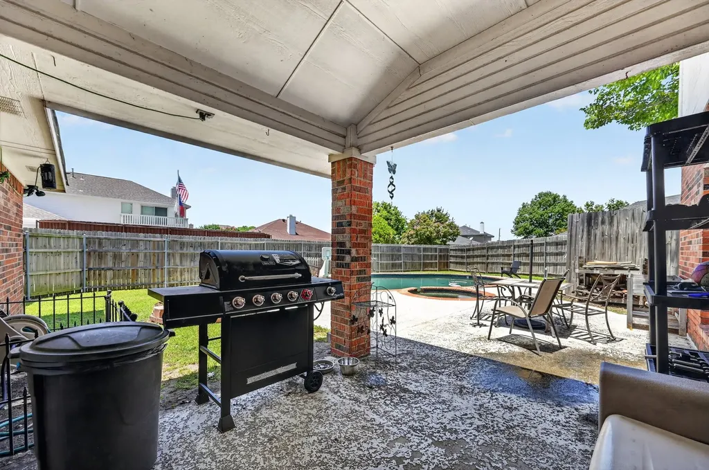 8413 Linda Vista Court Rowlett TX 75088