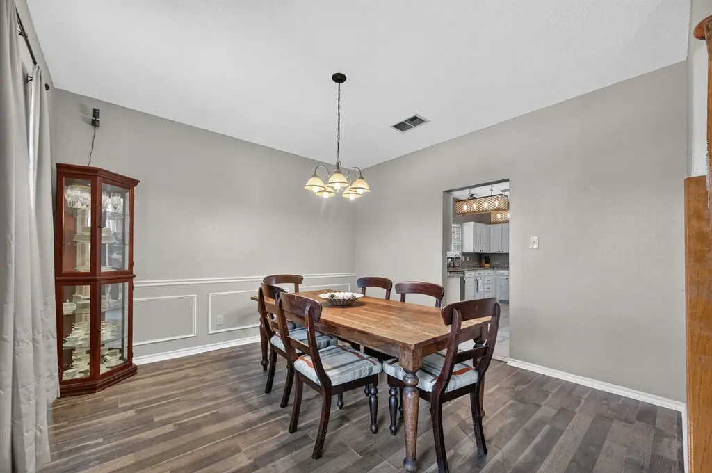 8413 Linda Vista Court Rowlett TX 75088