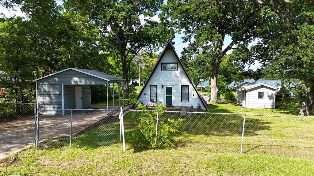 467 Old Mill Lane East Tawakoni TX 75472