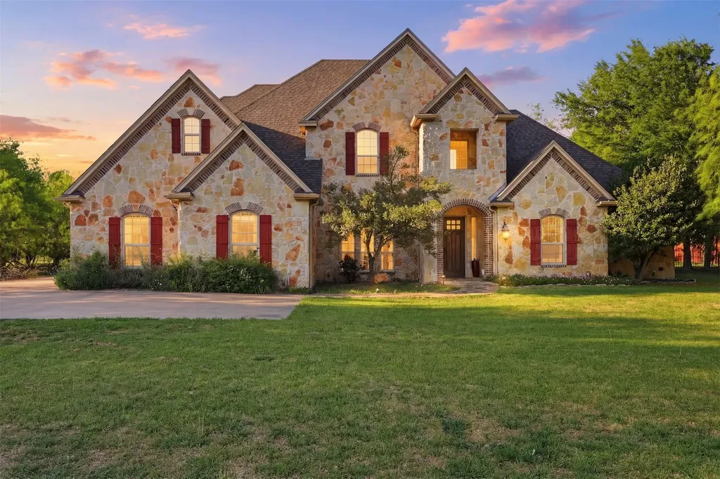 3900 Estancia Way Fort Worth TX 76108