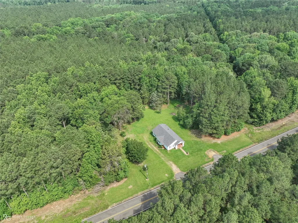 3307 Highway 521 Haynesville LA 71038