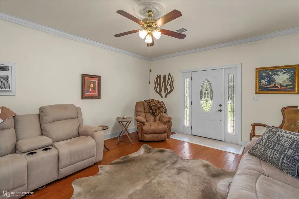 3307 Highway 521 Haynesville LA 71038