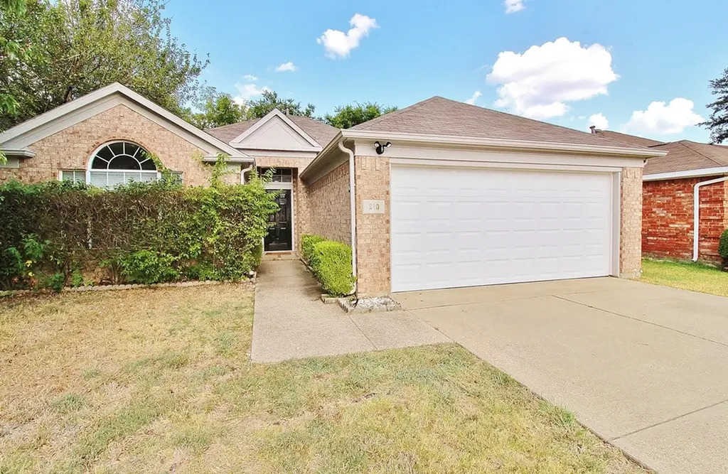 210 Ridgecrest Drive Cedar Hill TX 75104