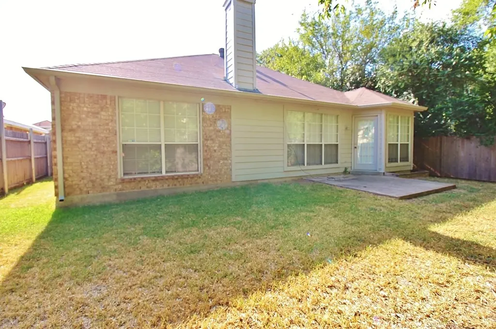 210 Ridgecrest Drive Cedar Hill TX 75104