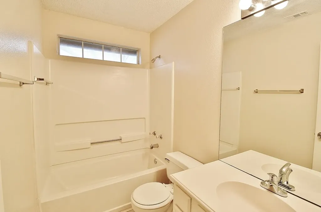 210 Ridgecrest Drive Cedar Hill TX 75104