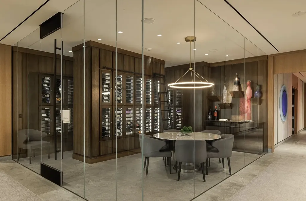 1747 Leonard Street Dallas TX 75201