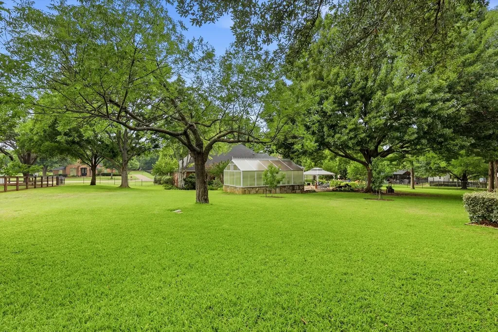 122 Chapel Hill Drive Double Oak TX 75077