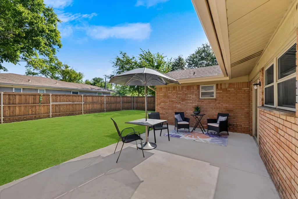 1300 Amherst Drive Denton TX 76201