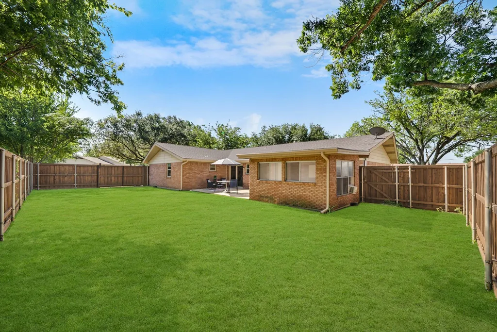 1300 Amherst Drive Denton TX 76201