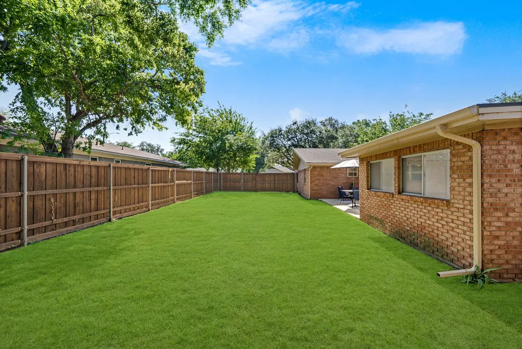 1300 Amherst Drive Denton TX 76201