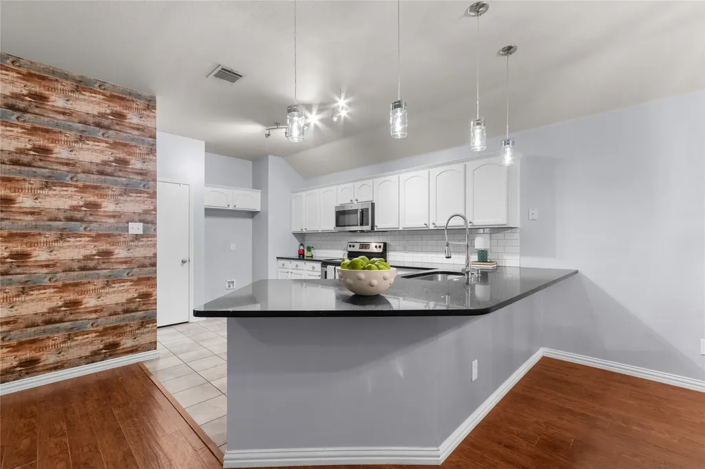 2801 Gabriel Drive Mckinney TX 75071