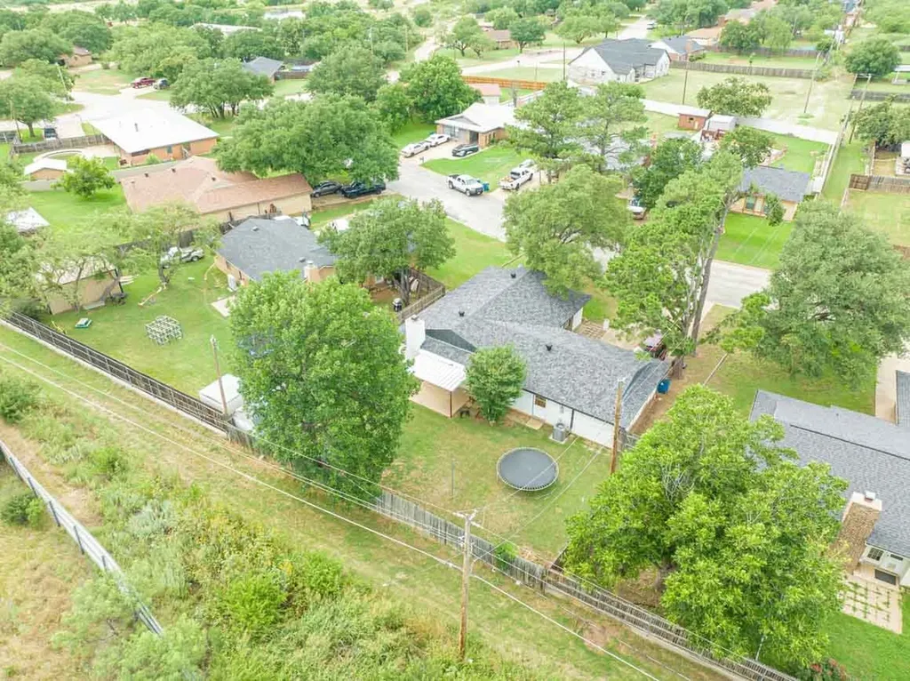 2405 Sha Lane Breckenridge TX 76424