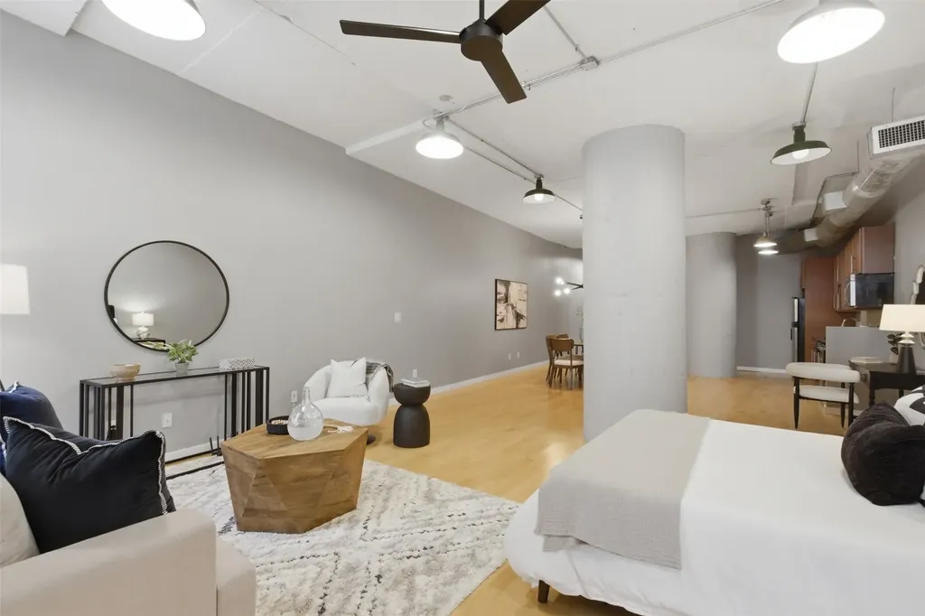 1122 Jackson Street Dallas TX 75202