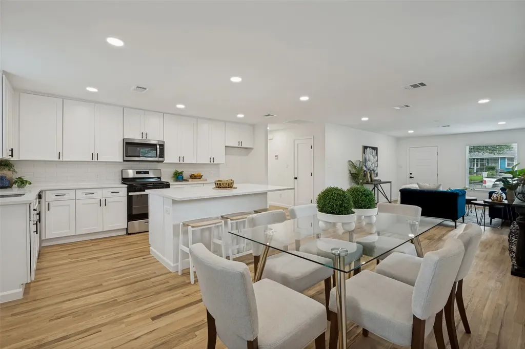 201 Conrad Street Dallas TX 75224