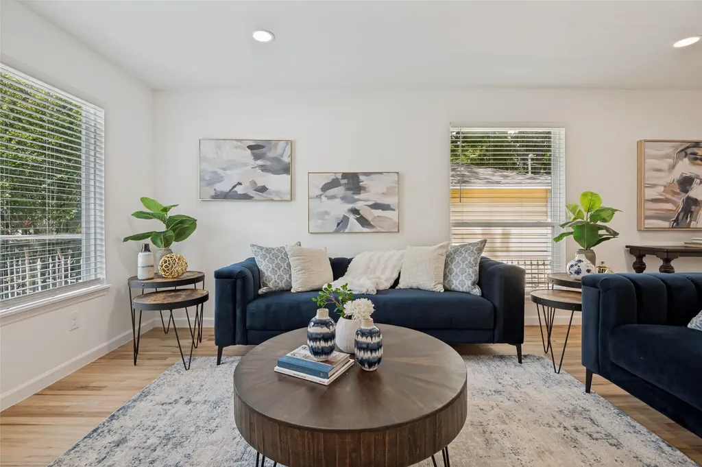 201 Conrad Street Dallas TX 75224