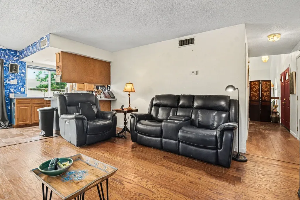 5518 Round Rock Road Garland TX 75044