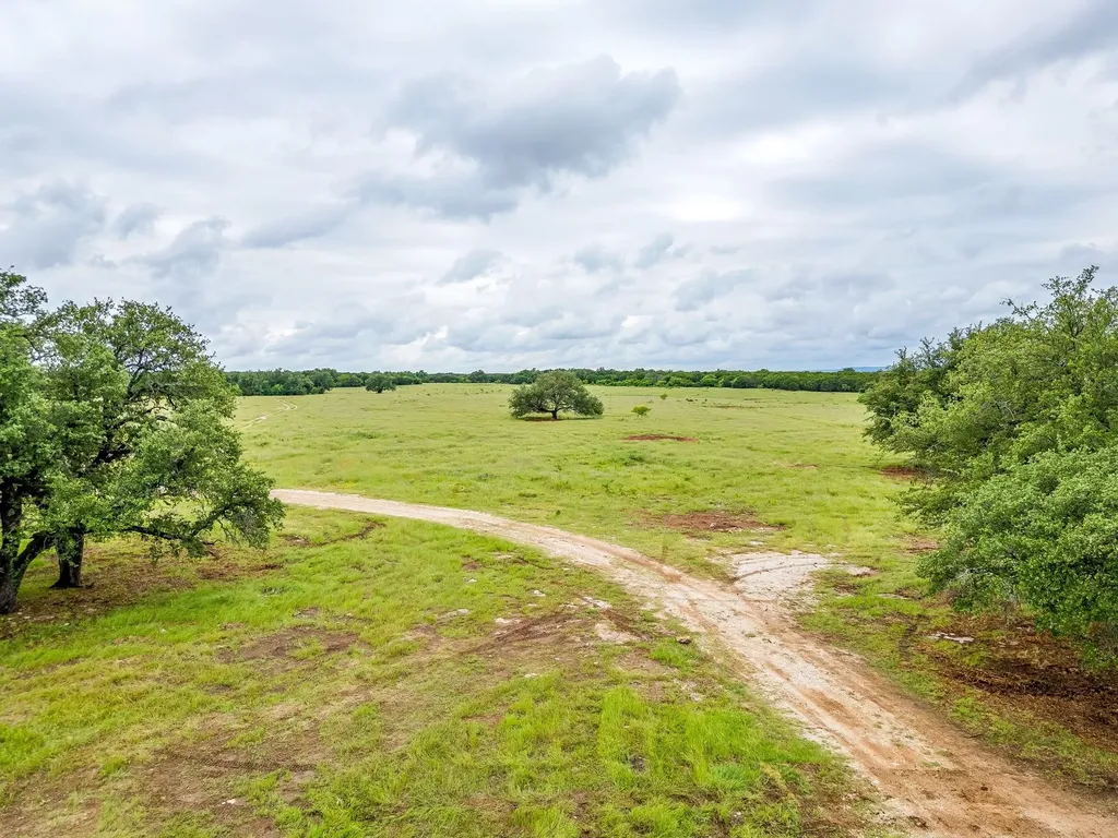 400 S 10th Avenue Palo Pinto TX 76472