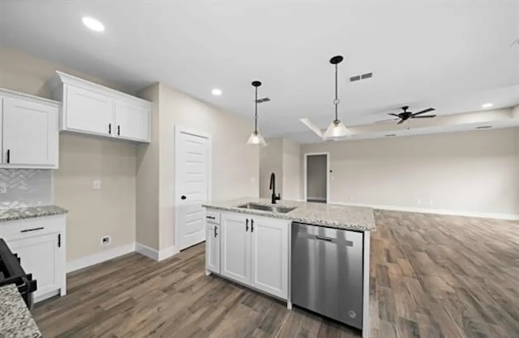 16221 Crossing Circle Lindale TX 75771