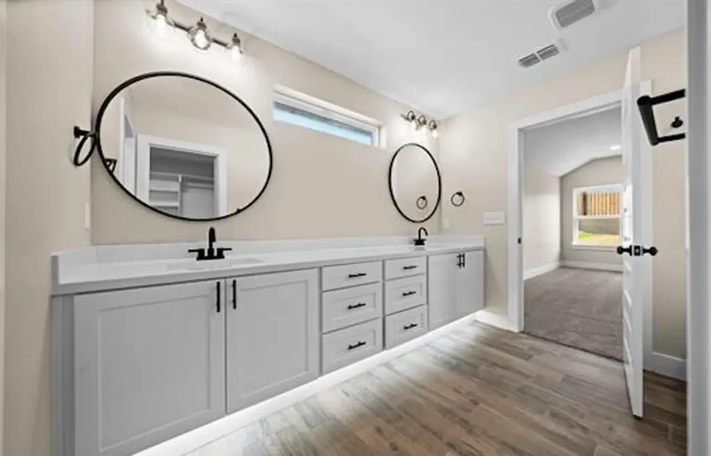 16221 Crossing Circle Lindale TX 75771