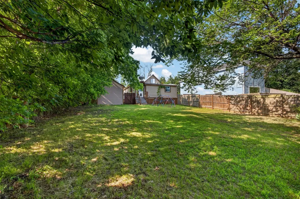 715 W Munson Street Denison TX 75020
