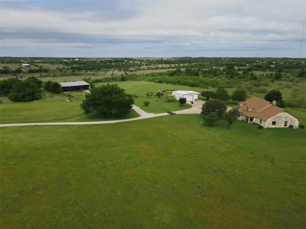 2276 Hodge Moody TX 76557