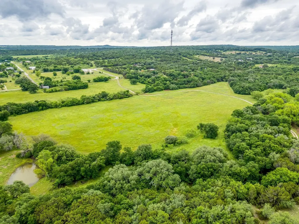 400 S 10th Avenue Palo Pinto TX 76472