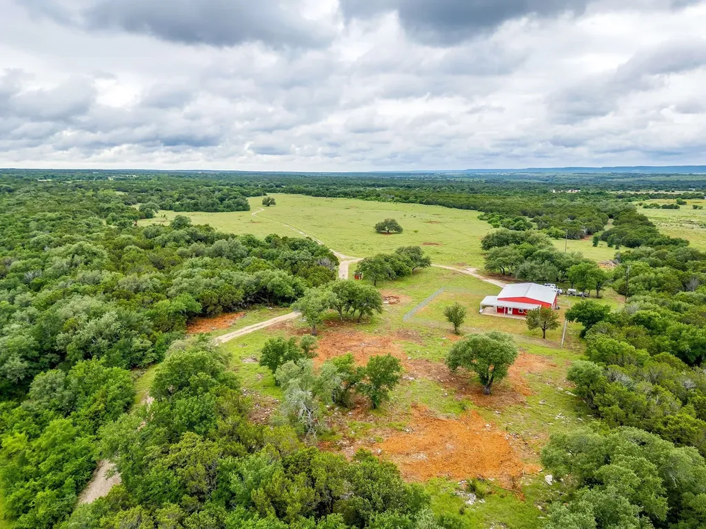 400 S 10th Avenue Palo Pinto TX 76472