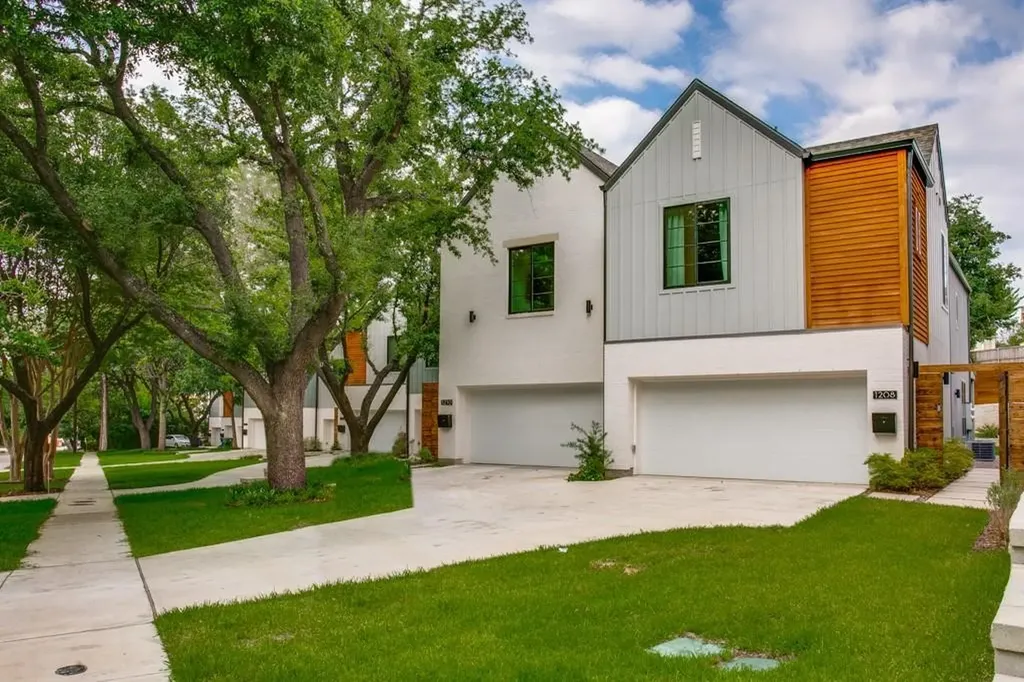 1208 Haines Avenue Dallas TX 75208