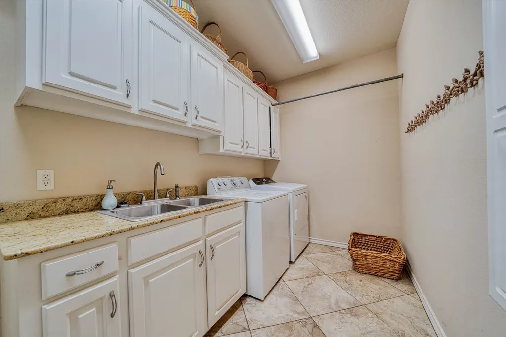 1655 County Road 1627 Linden TX 75563