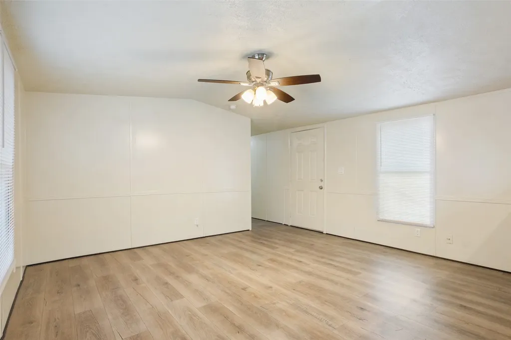 120 Lcr 632 Groesbeck TX 76642