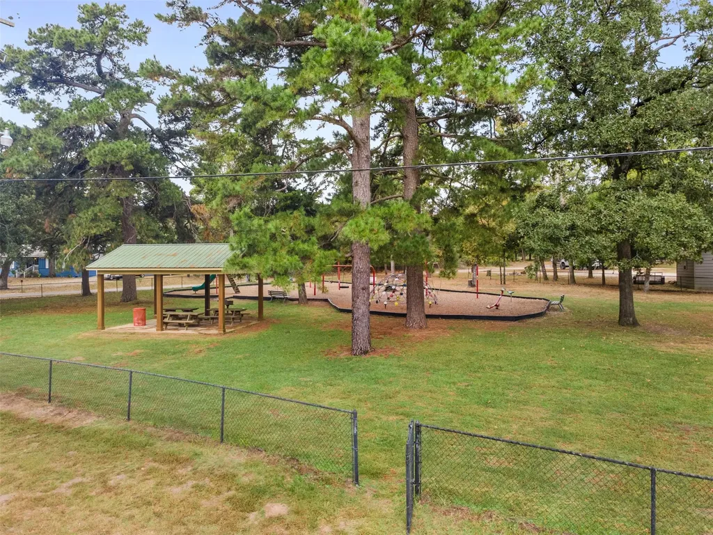 109 King Lyle Road Scroggins TX 75480