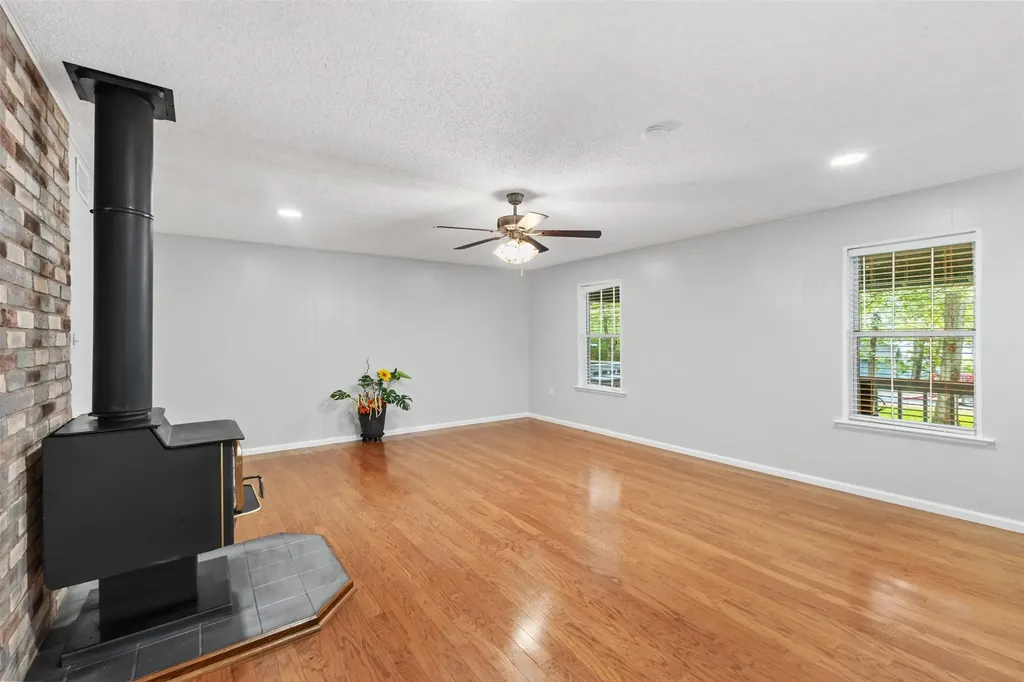 109 King Lyle Road Scroggins TX 75480