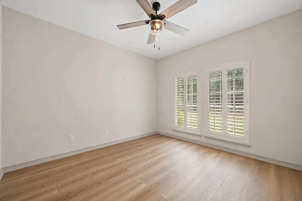 6628 Westmoor Lane Benbrook TX 76132