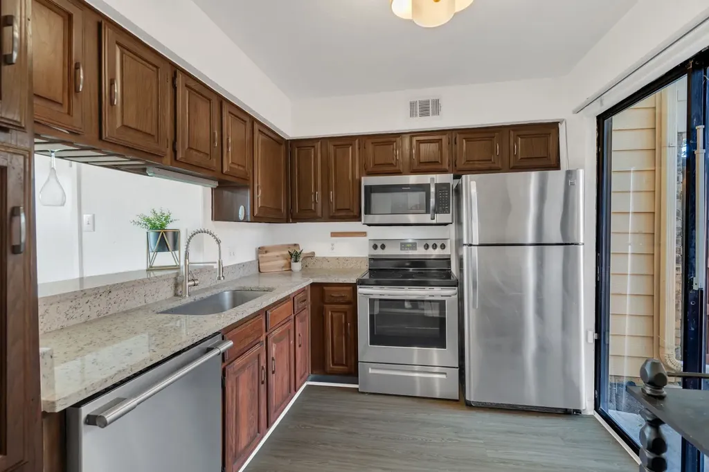 2503 Tierra Irving TX 75038