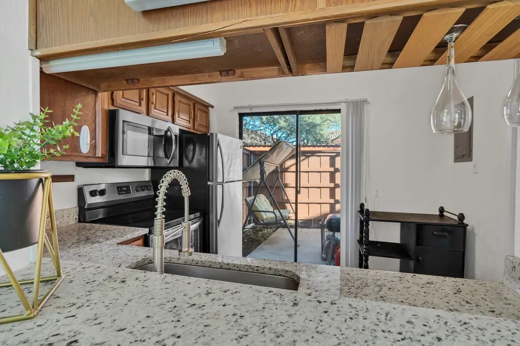 2503 Tierra Irving TX 75038