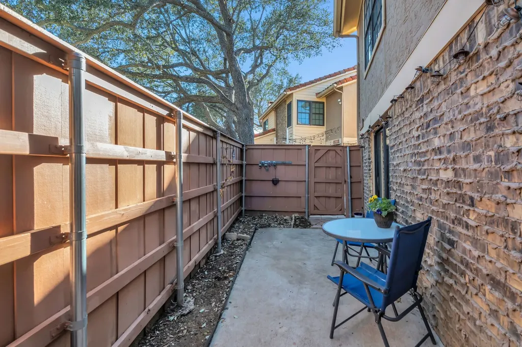 2503 Tierra Irving TX 75038