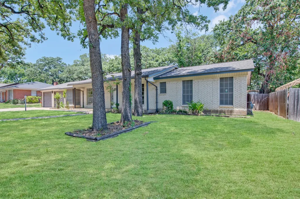 3505 Oak Haven Drive Forest Hill TX 76119