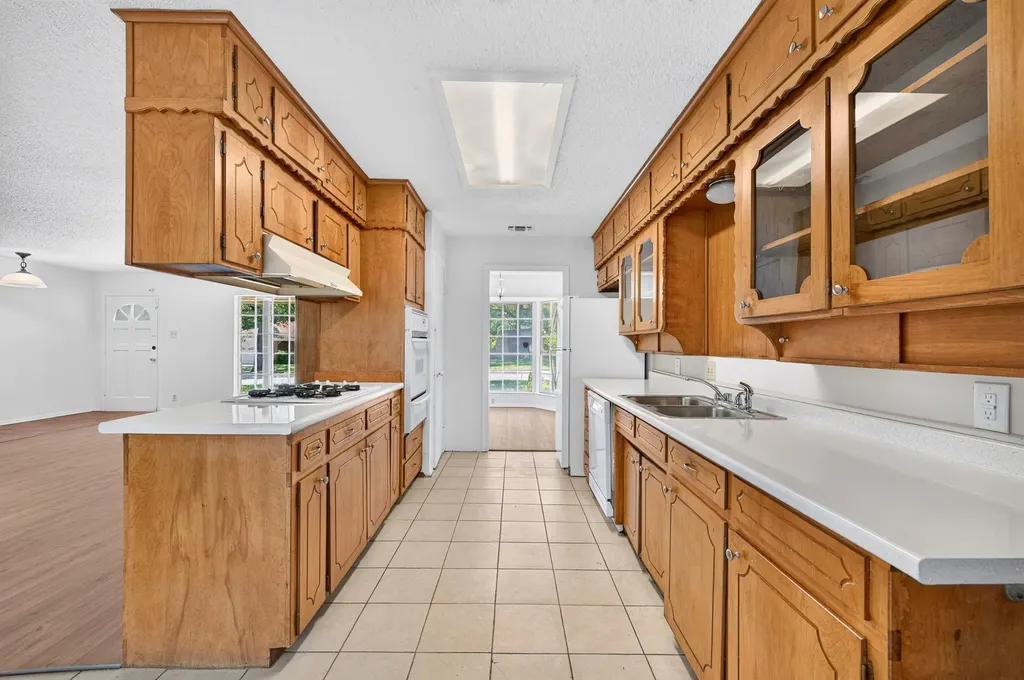 3505 Oak Haven Drive Forest Hill TX 76119