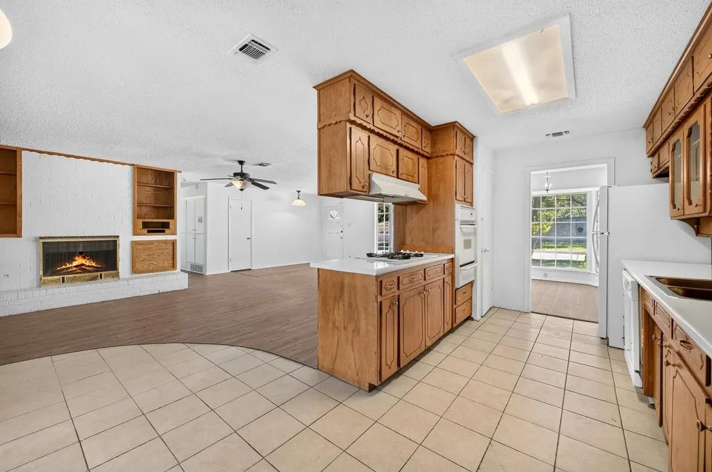 3505 Oak Haven Drive Forest Hill TX 76119