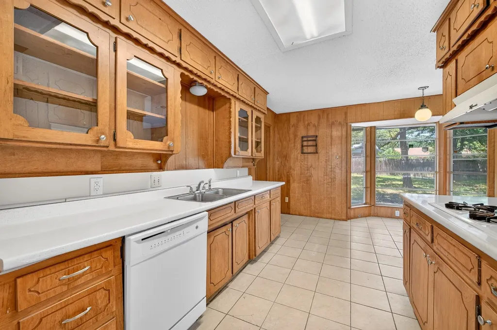 3505 Oak Haven Drive Forest Hill TX 76119