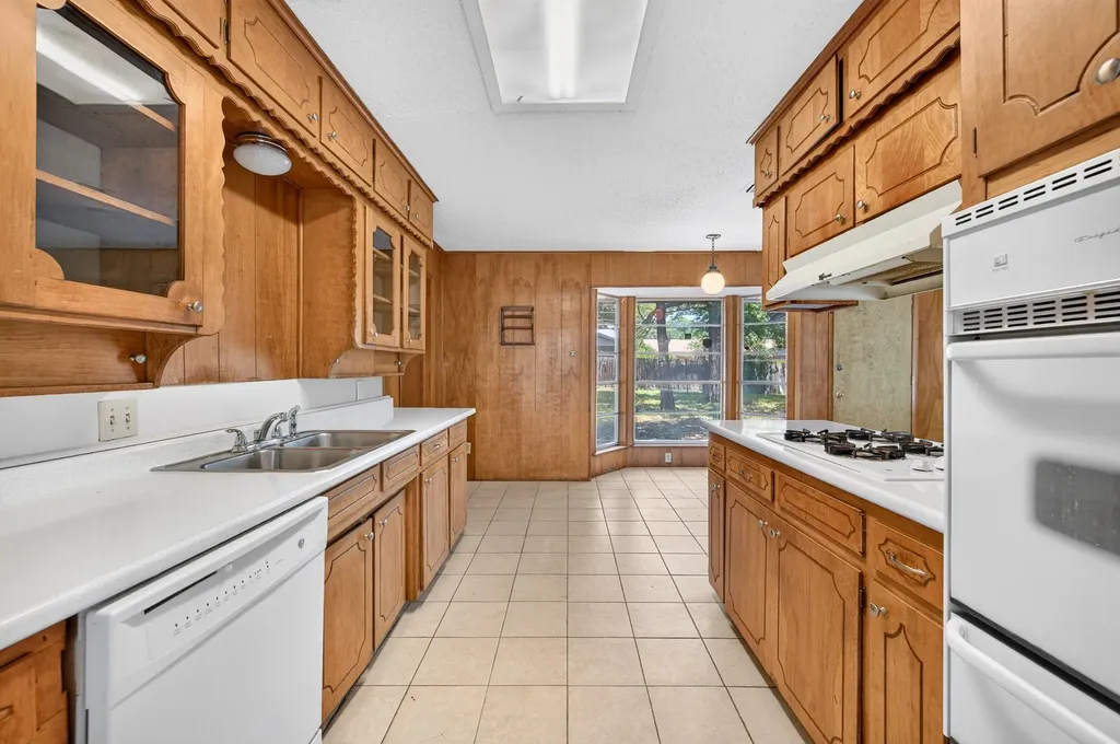 3505 Oak Haven Drive Forest Hill TX 76119
