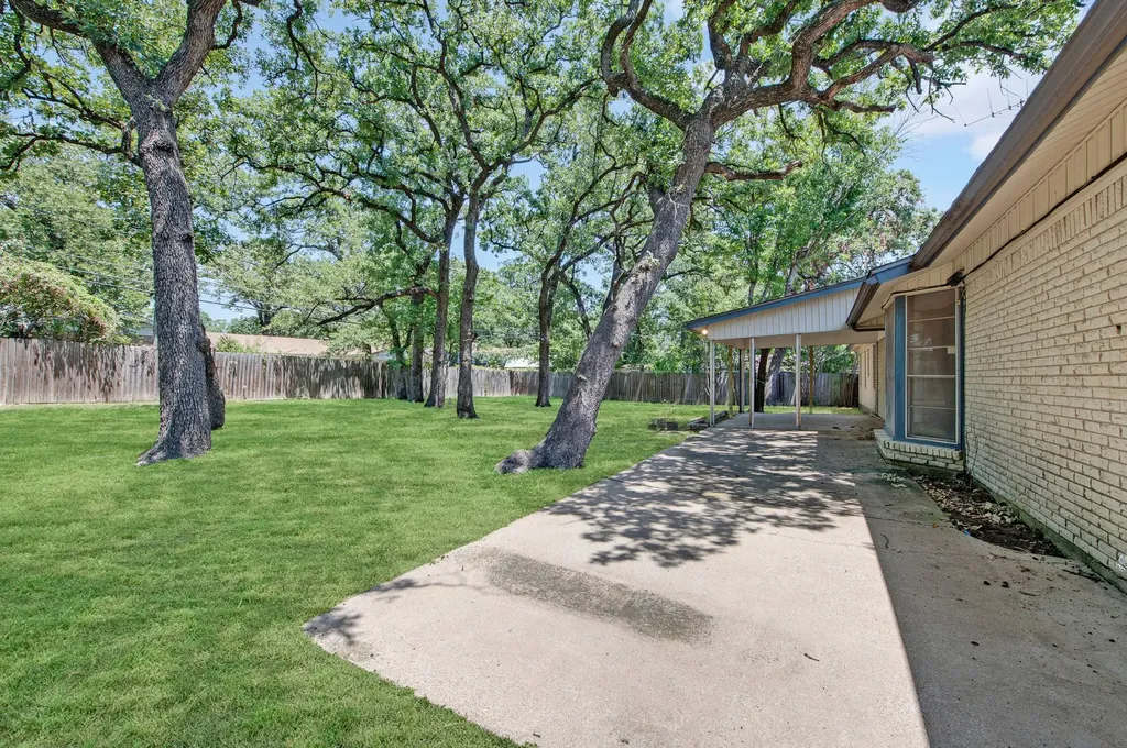 3505 Oak Haven Drive Forest Hill TX 76119
