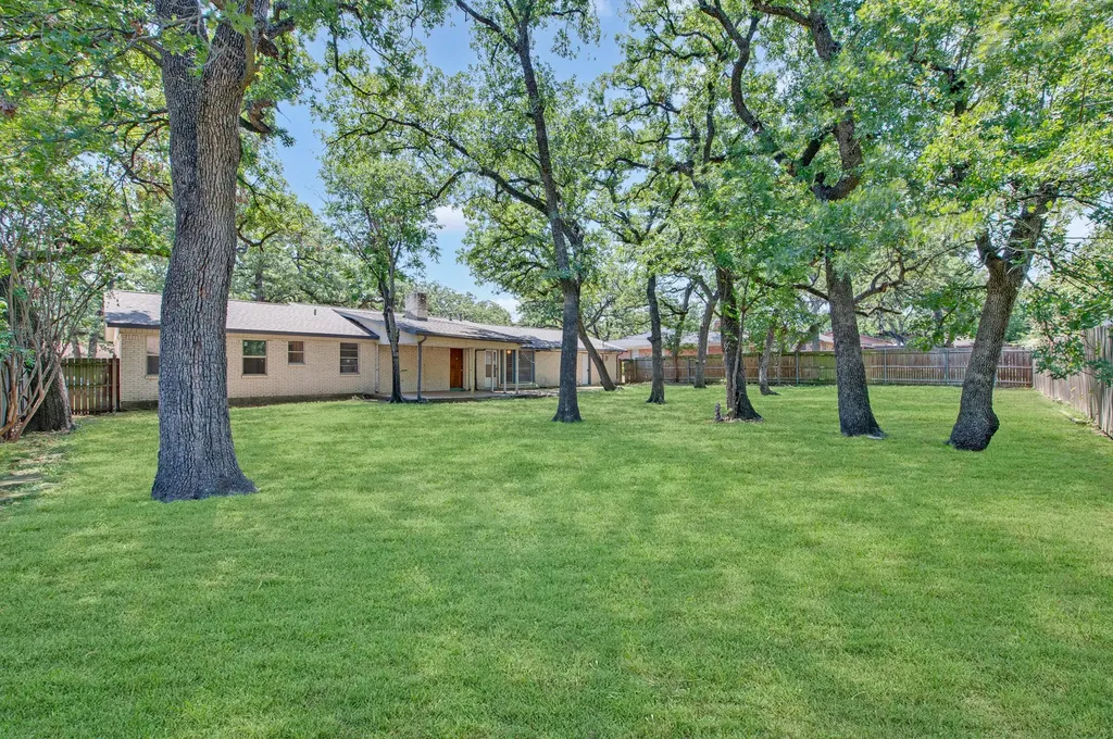 3505 Oak Haven Drive Forest Hill TX 76119
