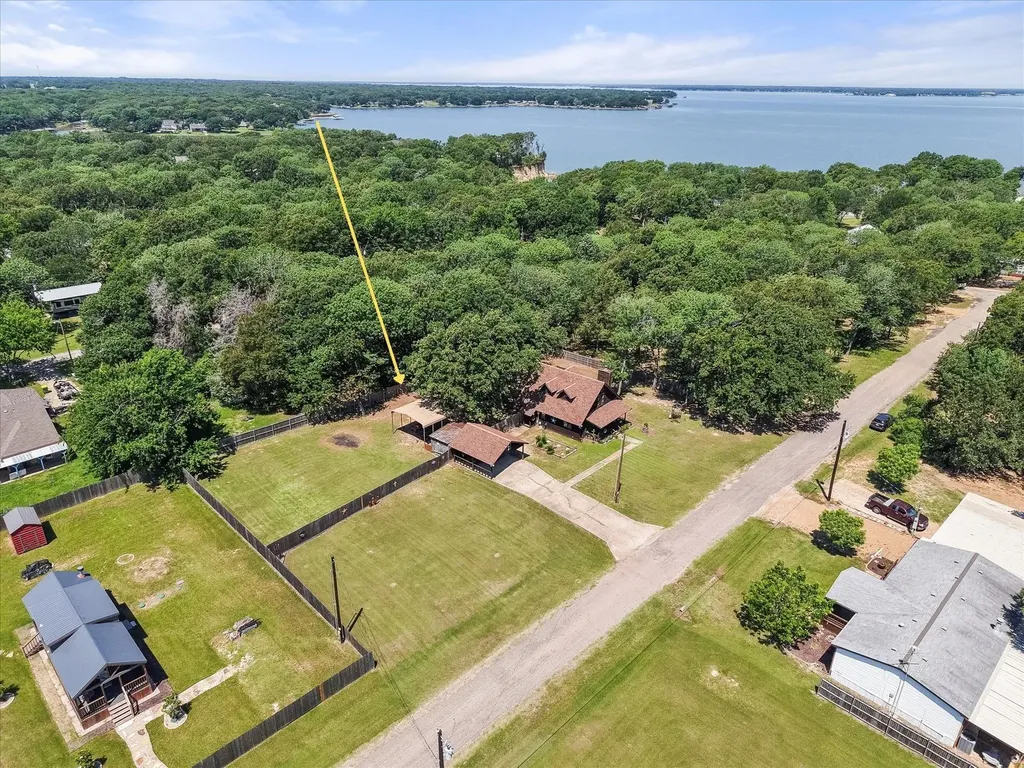 377 Southern Oaks Drive Streetman TX 75859