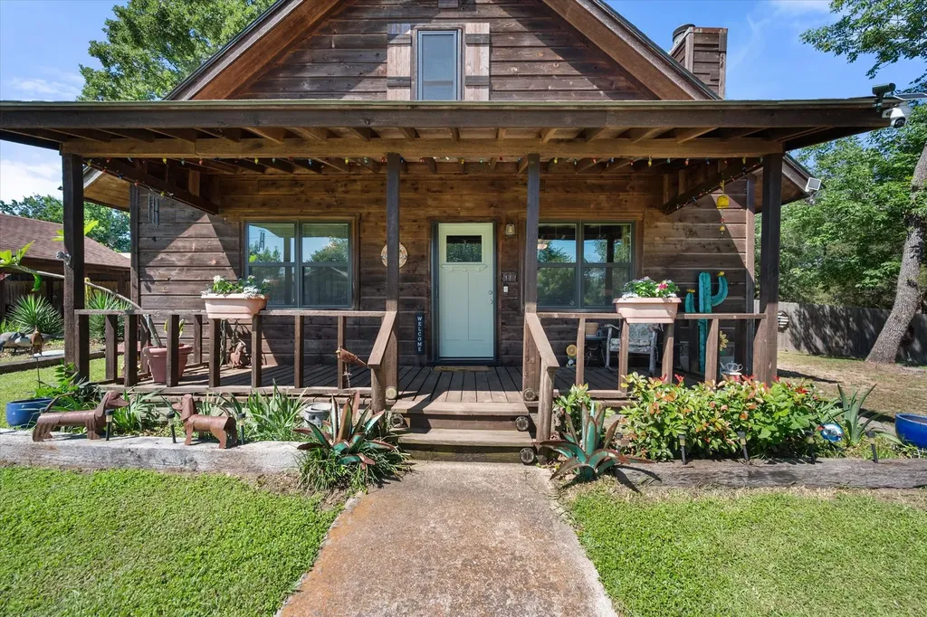 377 Southern Oaks Drive Streetman TX 75859