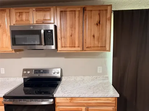 510 N Pacific Avenue Iowa Park TX 76367