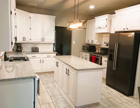 231 An County Road 2105 Palestine TX 75801