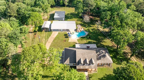 231 An County Road 2105 Palestine TX 75801