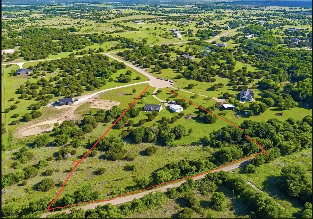 1026 Julia Court Rio Vista TX 76093
