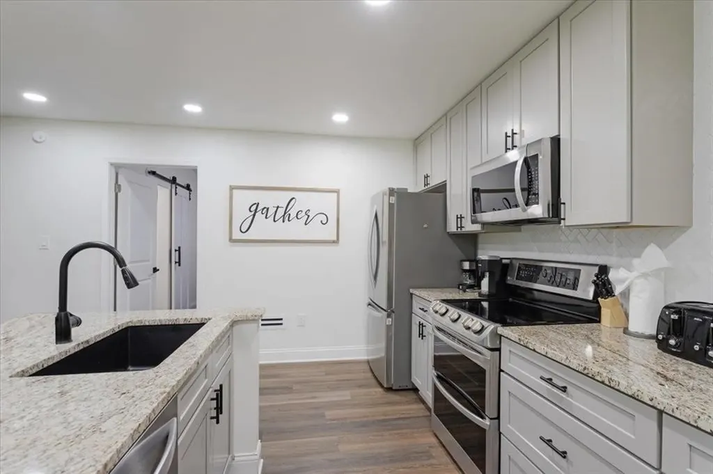 299 South Shore Drive Daingerfield TX 75668